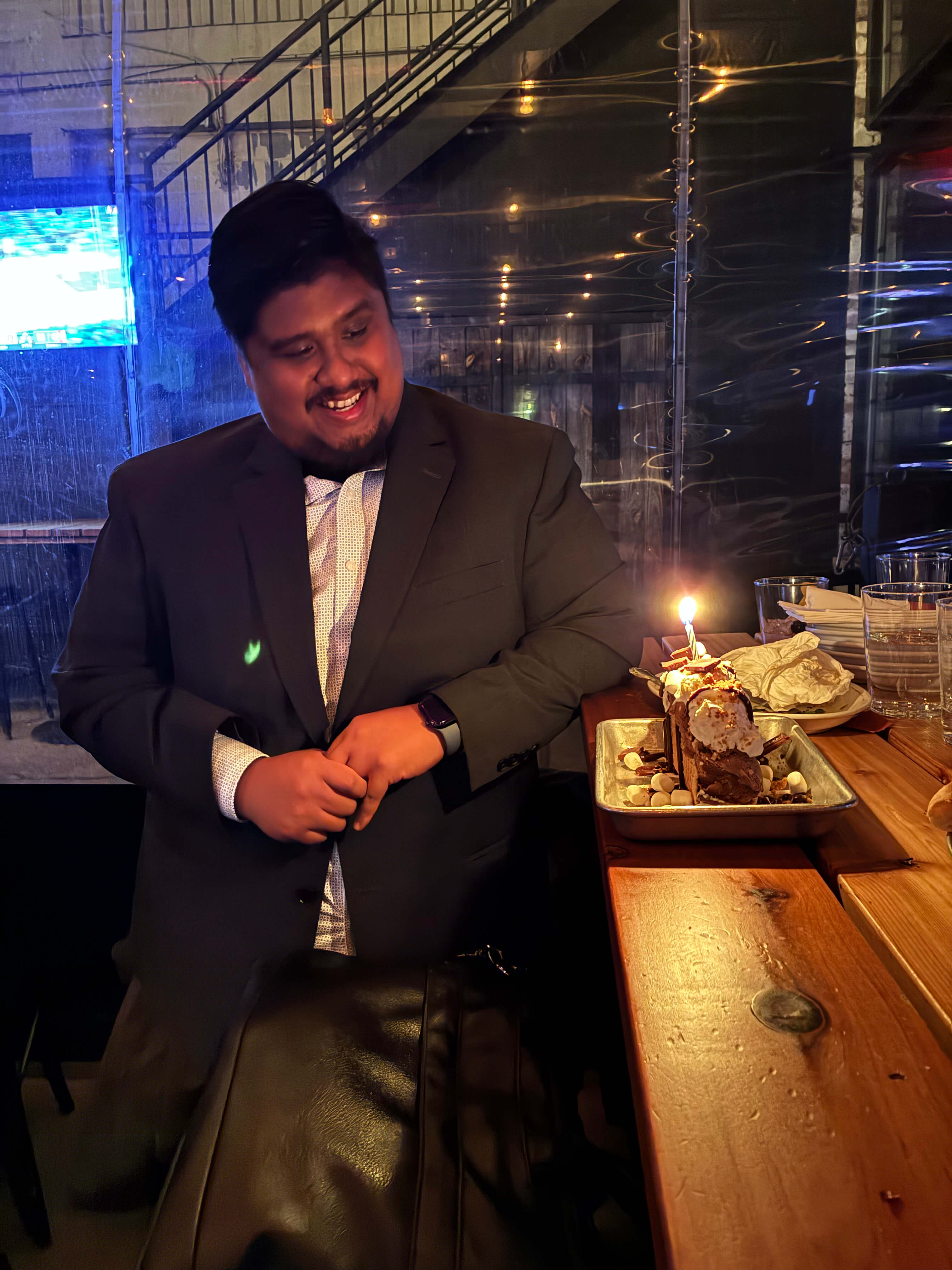 gener8tor team member celebrating with a birthday cake